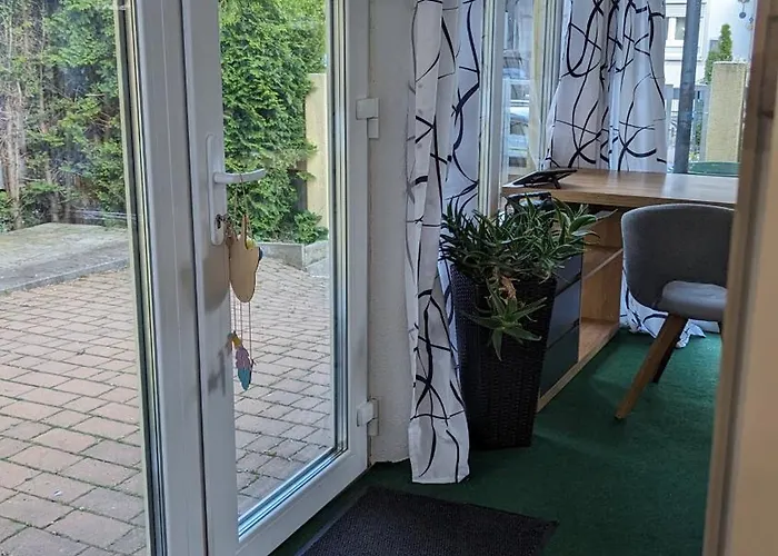 Apartman Mit Wintergarten *