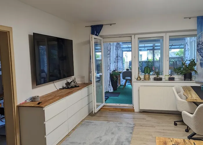 Apartman Mit Wintergarten *